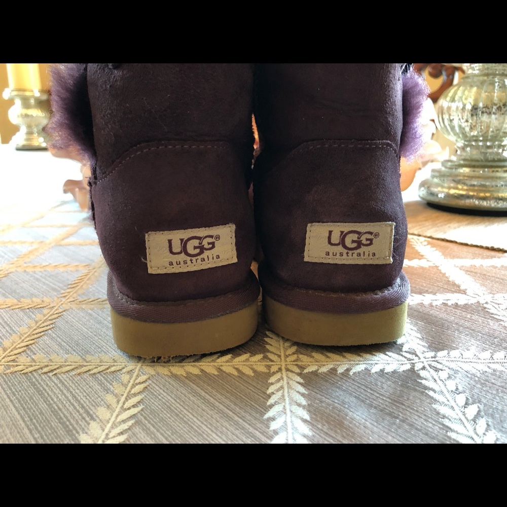 Uggs - Women’s Sz 6 - Aubergine - Picture 4 of 8